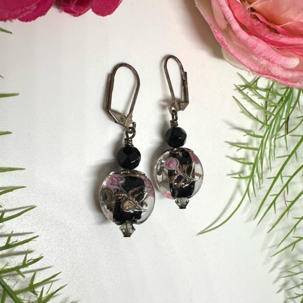 NEW⚜️Black Spun Glass Pink Roses Dangly Earrings